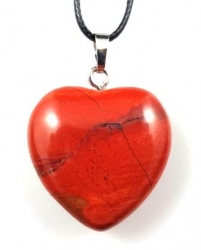 Jaspis červený přívěšek srdce s řemínkem