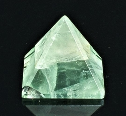 A Fluoritová pyramida 23 - 27 mm