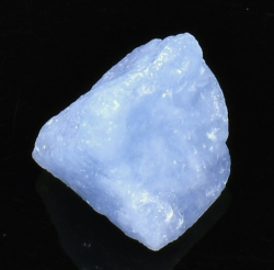 Akvamarín surový AA / 5641