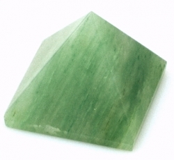 Avanturín zelený pyramida 26 mm