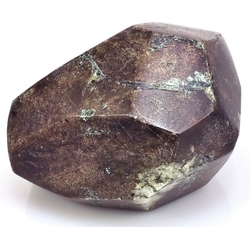 Granát krystal velký / 4287