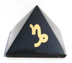 Šungitová pyramida Kozoroh