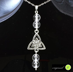 Křišťálový přívěšek - Triquetra