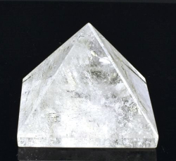 Křišťálová pyramida 65 mm