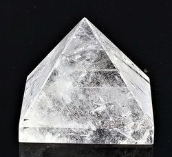 Křišťálová pyramida 46 x 45 mm