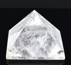 Křišťálová pyramida 80 mm