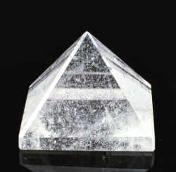 Křišťálová pyramida 39 mm