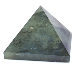 Labradorit pyramida 63 x 61 mm