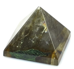 Labradorit pyramida 25 mm