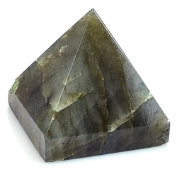 Labradorit pyramida 22 x 22 mm
