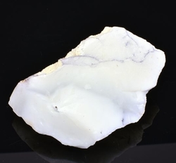 Opál přírodní bílý surový EXTRA / 4263