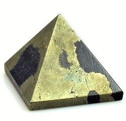 Pyrit pyramida 26 x 26 mm