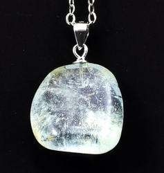 Topaz modrý přívěšek kámen / 6024