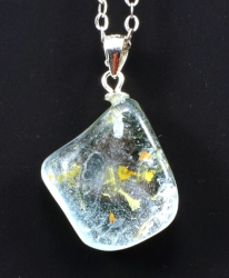 Topaz modrý přívěšek / 2687