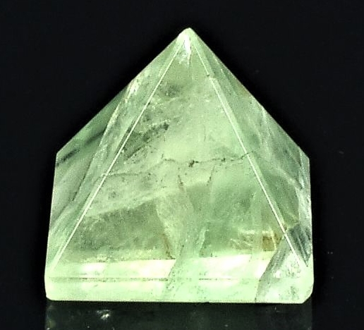 A Fluoritová pyramida 23 - 27 mm