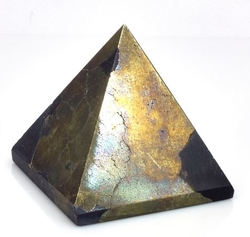 Pyrit pyramida 50 mm